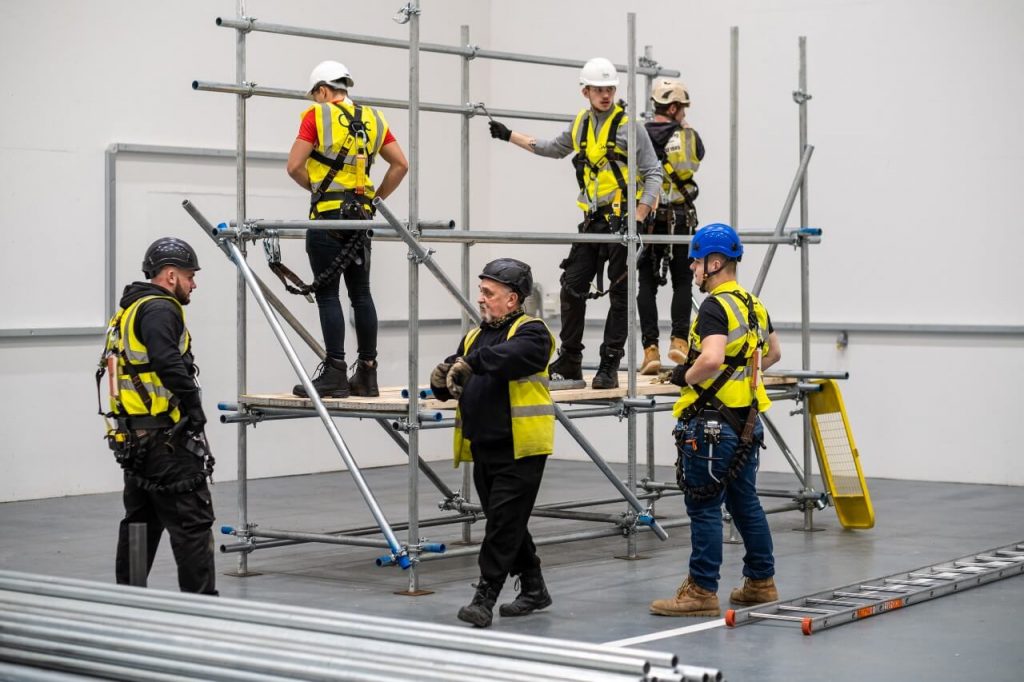 CISRS OPERATIVE TRAINING SCHEME (COTS) (SCAFFOLDING LABOURERS/TRAINEE